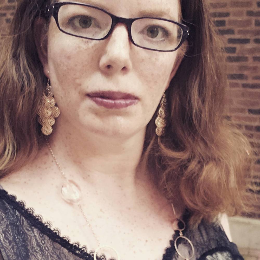 Meet your Posher, Carey